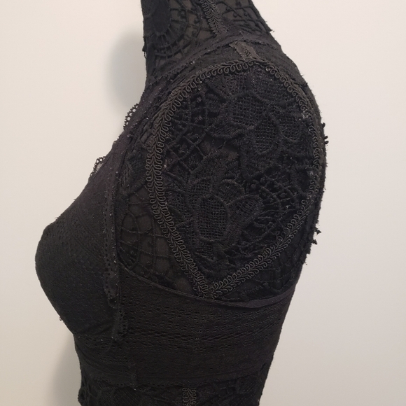 Victoria's Secret Black Lace Floral Bralette Size S - Picture 2 of 6